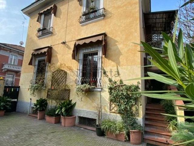 Case e ville in vendita di 220 m² in Via Privata Giovanni Verrazzano, 19