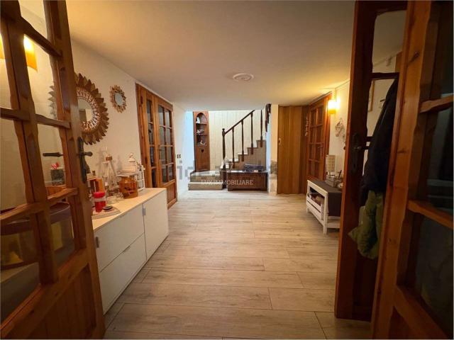 Case e ville in vendita di 220 m² in Via Tommaso Campanella