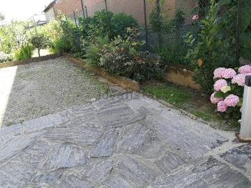 Case e ville in vendita di 220 m² in Vicolo Nino Bixio