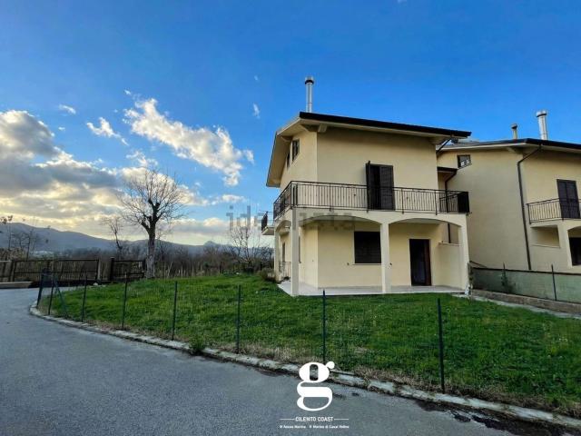 Case e ville in vendita di 220 m² in Vicolo Quattrocchi, 1
