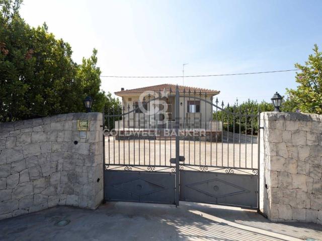 Case e ville in vendita di 220 m² in Contrada San Giovanni Lo Pirato