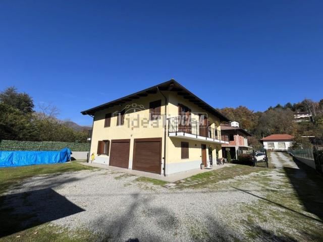 Case e ville in vendita di 220 m² in Frazione Preparetto, 71