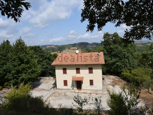 Case e ville in vendita di 220 m² in Località Scritto