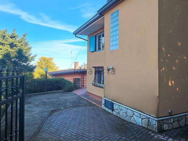 Case e ville in vendita di 220 m² in Strada Comunale trarivi