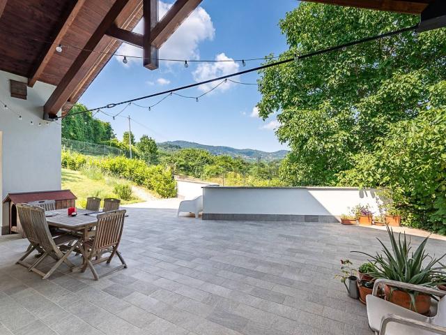 Case e ville in vendita di 220 m² in Strada San Michele