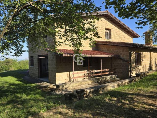 Case e ville in vendita di 220 m² in Strada Provinciale 35