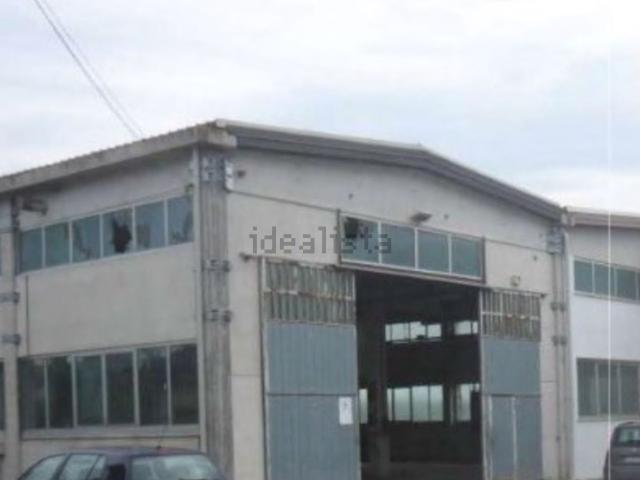 Case e ville in vendita di 222 m² in Via I Maggio