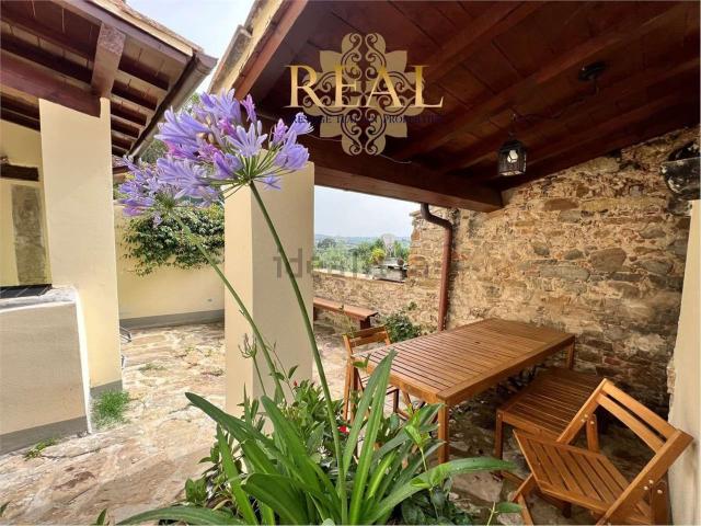 Case e ville in vendita di 223 m²