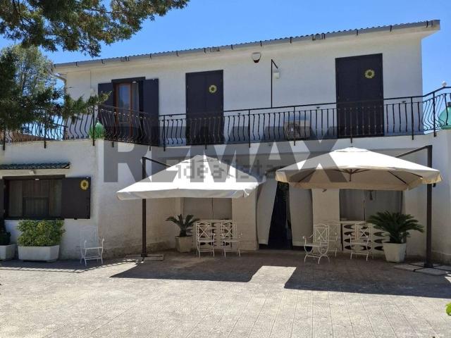 Case e ville in vendita di 224 m² in Contrada Cafora Coccia