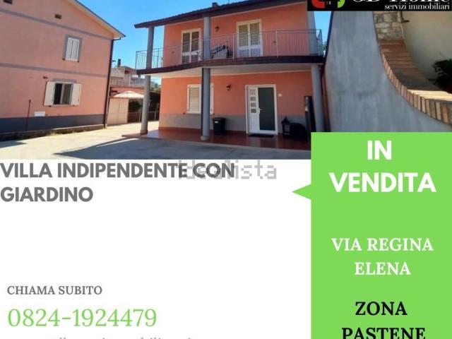 Case e ville in vendita di 225 m² in Via Antonio Cifaldi