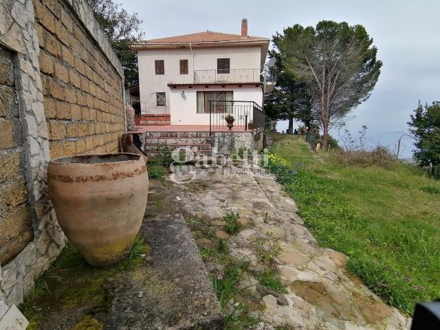 Case e ville in vendita di 225 m² in Contrada Felicita