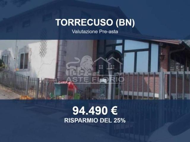 Case e ville in vendita di 225 m² in Contrada Isca, 1