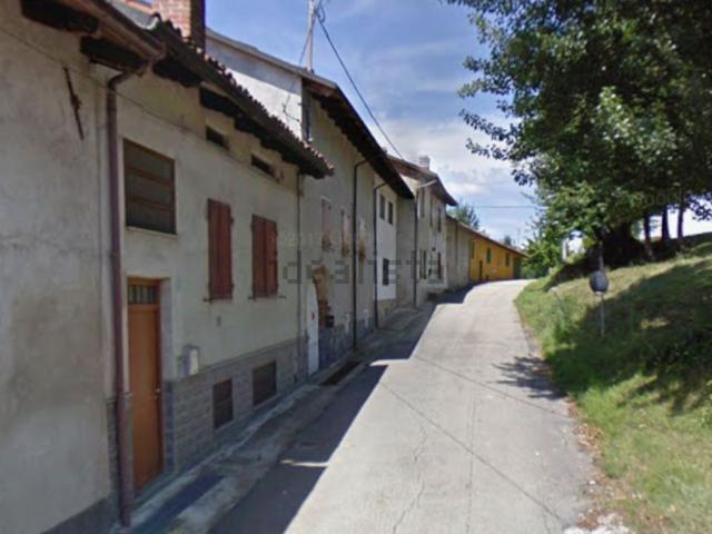 Case e ville in vendita di 225 m² in Frazione Pironda