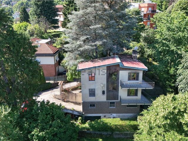 Case e ville in vendita di 225 m² in Strada del Morozzo, 14