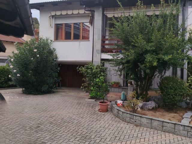 Case e ville in vendita di 225 m² in Strada San Michele