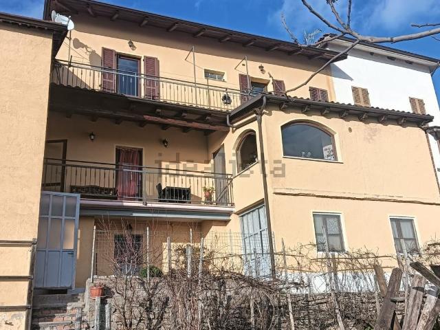 Case e ville in vendita di 225 m² in Strada Senza Nome