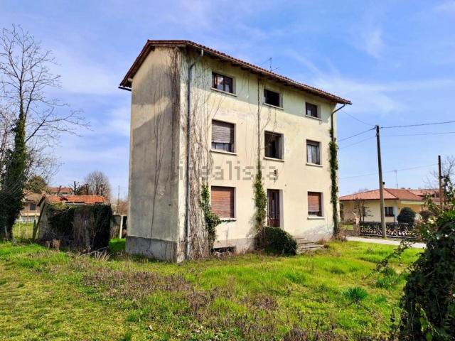 Case e ville in vendita di 229 m²