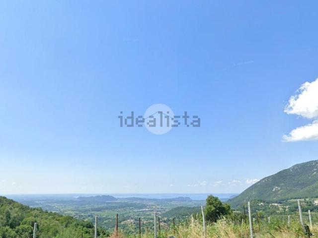 Case e ville in vendita di 230 m²