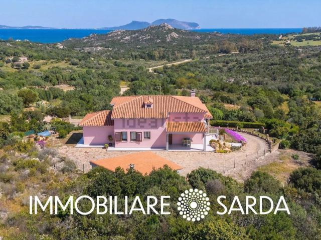 Case e ville in vendita di 230 m²