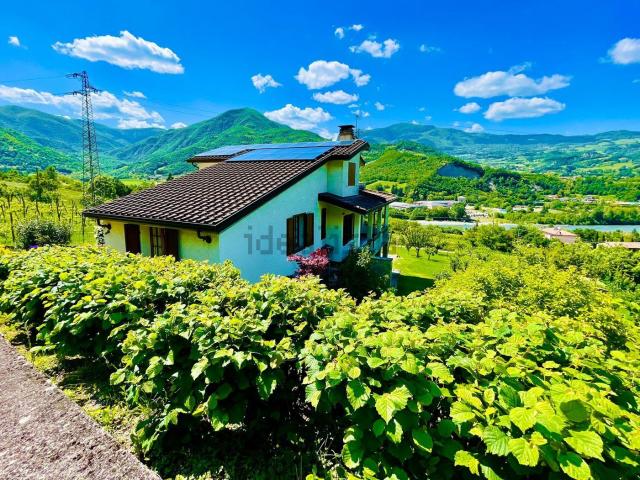 Case e ville in vendita di 230 m²