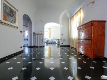 Case e ville in vendita di 230 m² in Via della Sirena