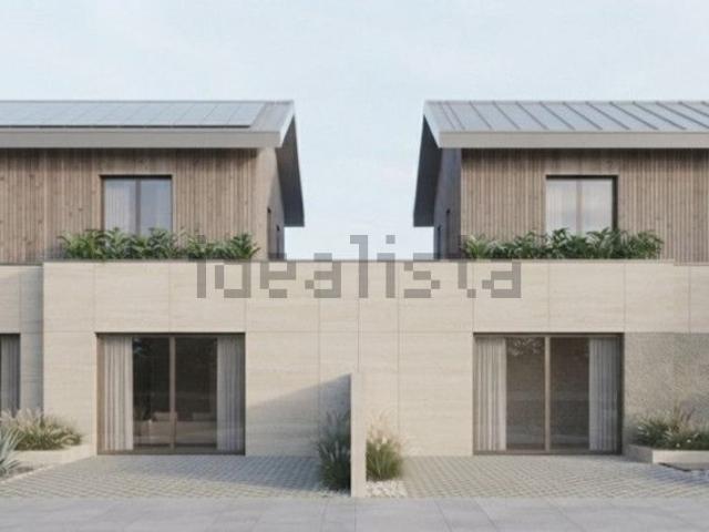 Case e ville in vendita di 230 m² in Via Nicholas Green