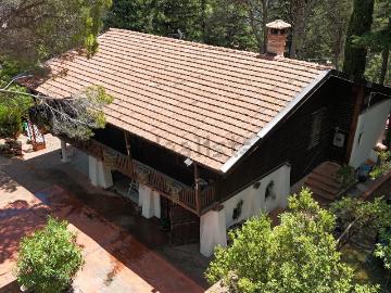 Case e ville in vendita di 230 m² in Via S.M. 8, 8
