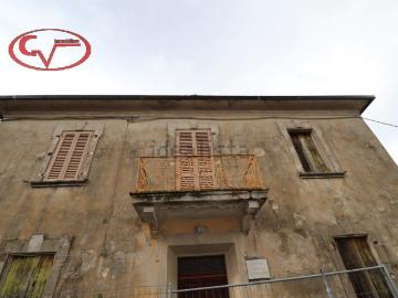 Case e ville in vendita di 230 m² in Via Zara