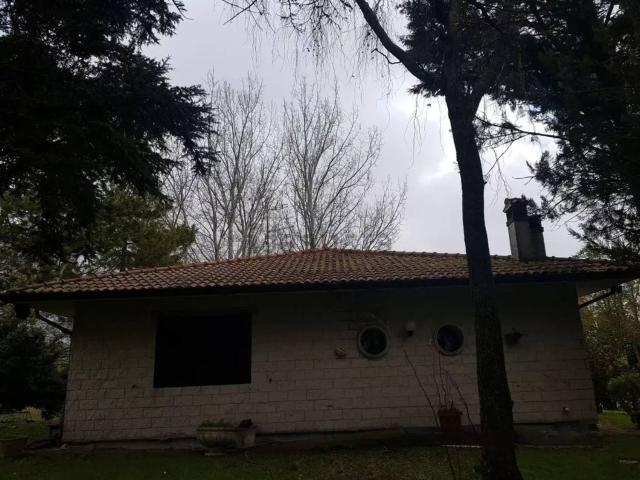 Case e ville in vendita di 230 m² in Contrada Fiego