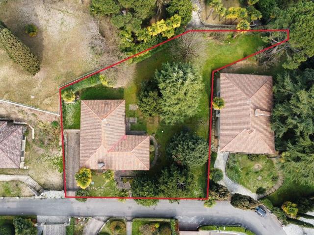 Case e ville in vendita di 2316 m² in Via Papa Giovanni XXIII
