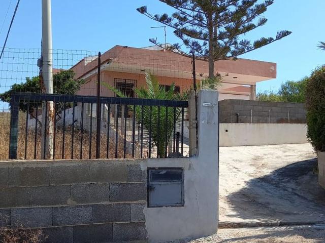 Case e ville in vendita di 231 m² in Contrada MAGHIALONGA