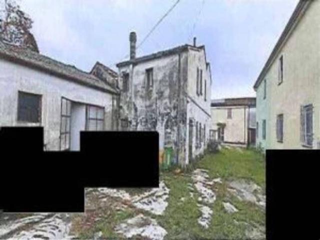 Case e ville in vendita di 232 m² in Via Chiesa, 28