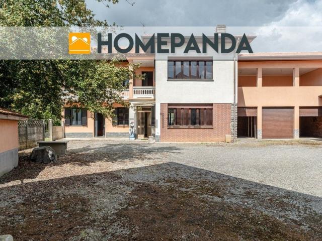 Case e ville in vendita di 232 m² in Via Don Minzoni