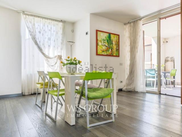 Case e ville in vendita di 232 m² in Via Col di Lana, 19