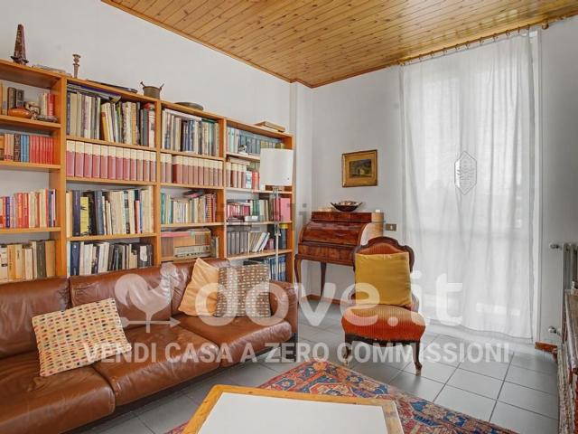Case e ville in vendita di 233 m² in Via Giuseppe Garibaldi, 19