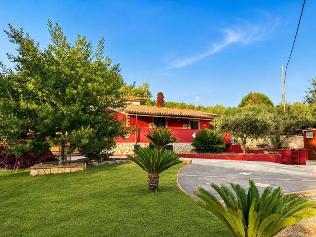 Case e ville in vendita di 233 m² in Via Monte Pilorci