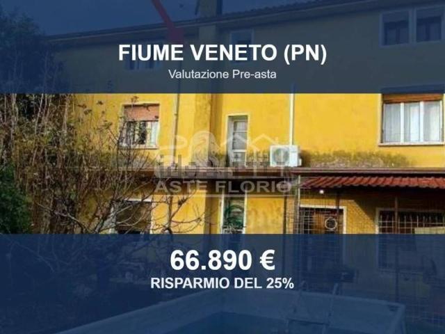 Case e ville in vendita di 233 m² in Via Solari, 43