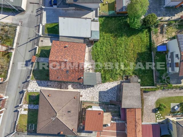 Case e ville in vendita di 233 m² in Via Pedenaga, 22