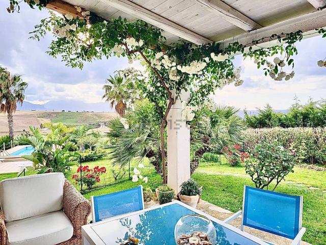 Case e ville in vendita di 233 m² in Contrada Calatubo