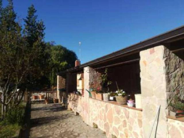 Case e ville in vendita di 233 m² in Strada per San Giusto