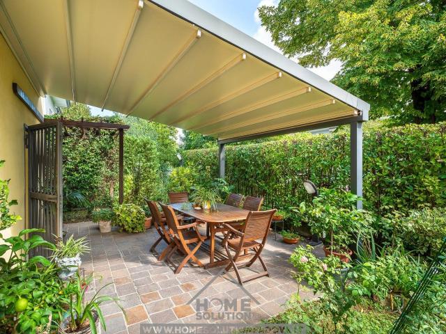 Case e ville in vendita di 234 m²