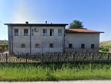 Case e ville in vendita di 234 m² in Via Monselice, 7