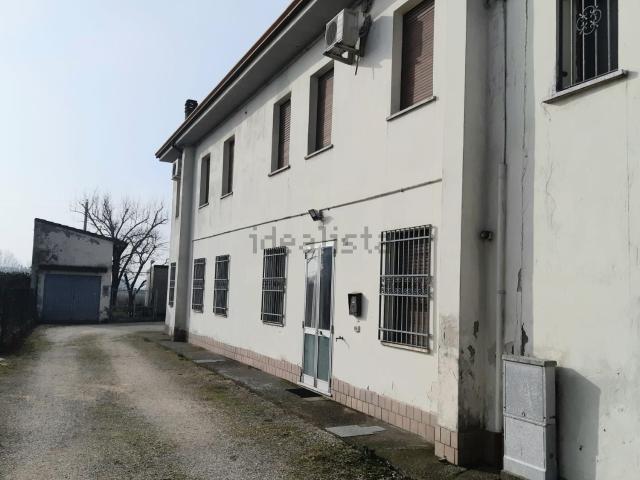 Case e ville in vendita di 235 m²