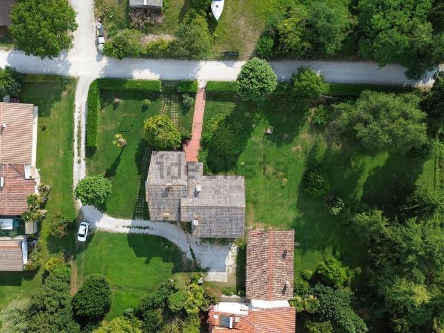 Case e ville in vendita di 235 m²