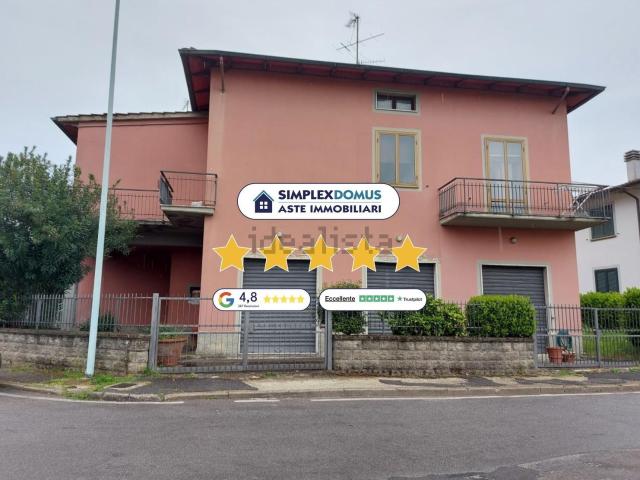 Case e ville in vendita di 235 m² in Via delle Magnolie