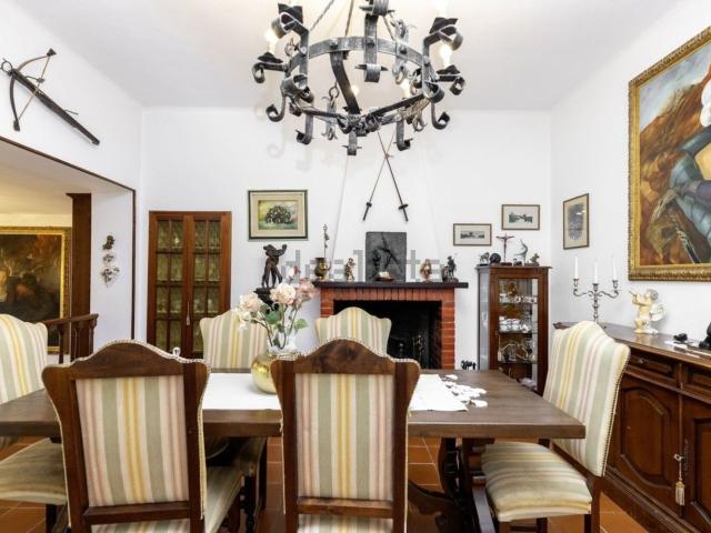 Case e ville in vendita di 235 m² in Via Santa Maria