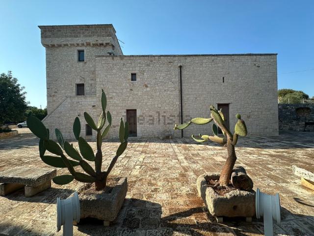 Case e ville in vendita di 235 m² in Contrada San Vincenzo, 220