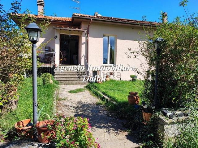 Case e ville in vendita di 235 m² in Strada provinciale 41 di Sagginale