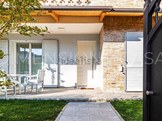 Case e ville in vendita di 237 m²