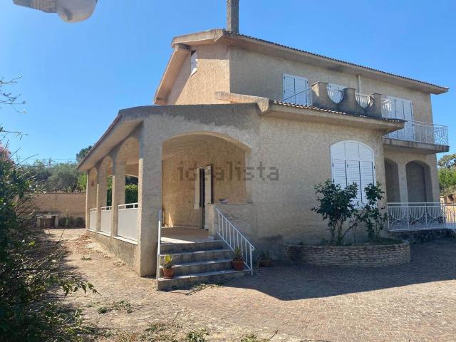 Case e ville in vendita di 238 m²